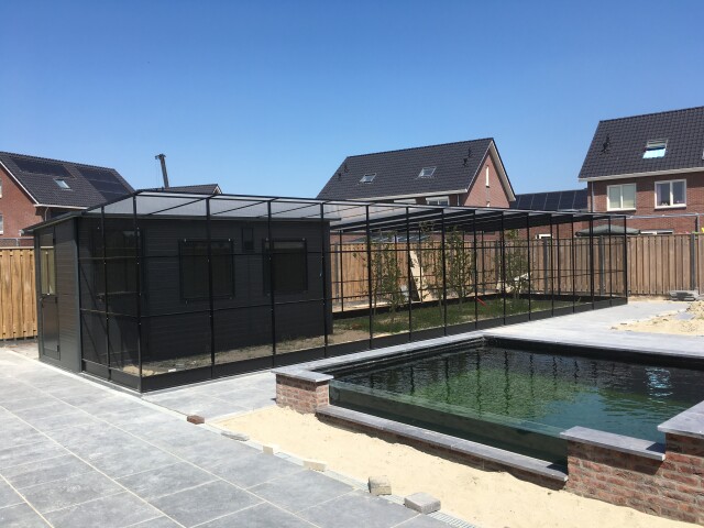 Ge&iuml;soleerd verblijf 8